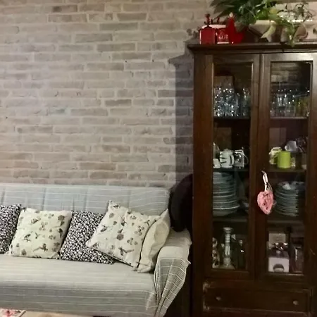 Casa Di Campagna In Citta דירה