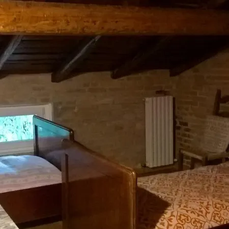 Casa Di Campagna In Citta Bologna